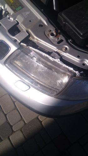 Pagaidu variants-silikons un apkart skotch