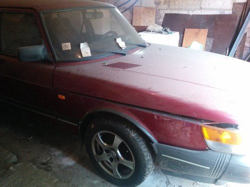 priekšējais labais spārns