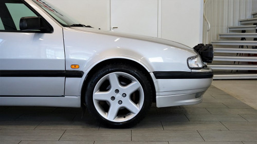 SAAB 9000 alloy wheel.jpg